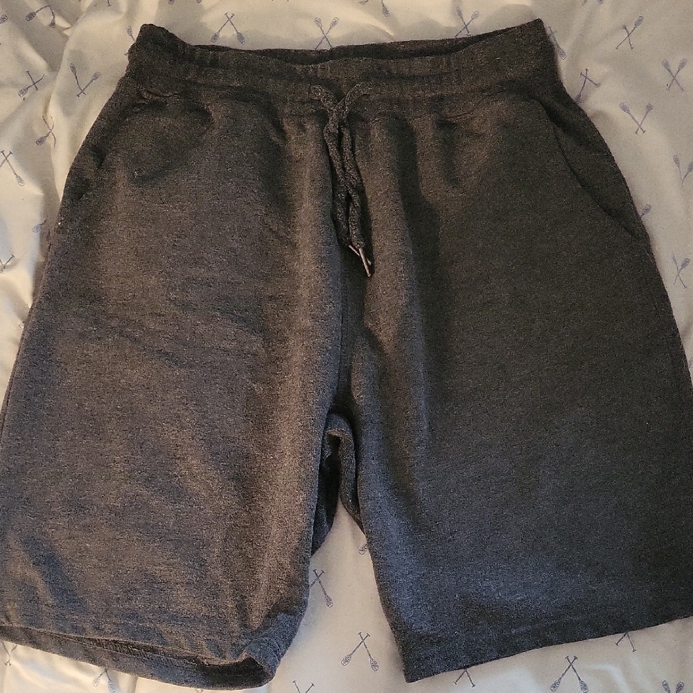 Mens West 49 jogger shorts, size small